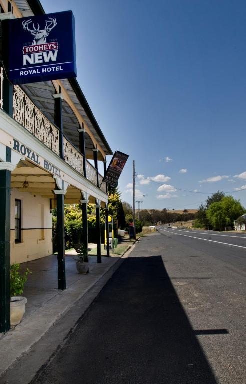 Royal Hotel Mandurama Екстериор снимка